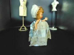 pedigree blonde satin side